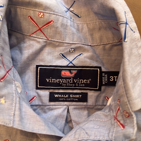 Boys Vinyard Vines button down - Picture 2 of 4